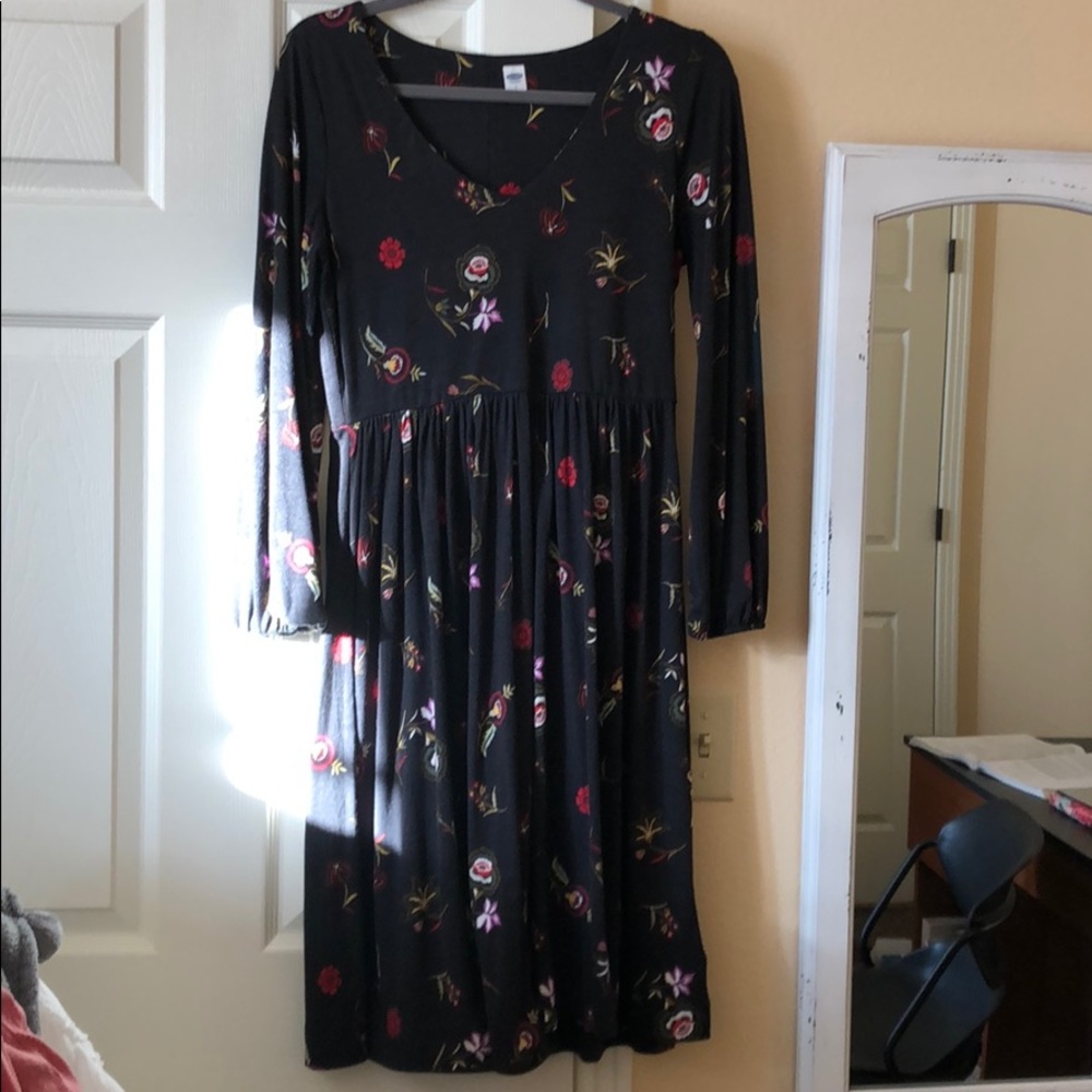 Floral dress - Picture 2 of 3